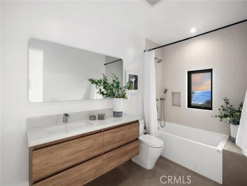 654  Canyon View   Drive, Laguna Beach, CA