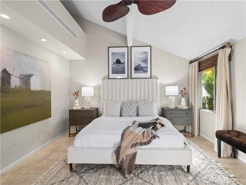 10 N. Stonington Road , Laguna Beach, CA