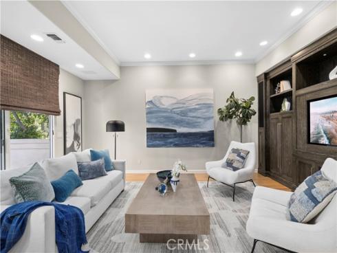 10 N. Stonington Road , Laguna Beach, CA