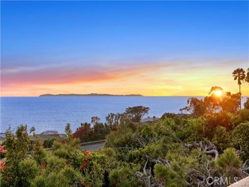 10 N. Stonington Road , Laguna Beach, CA