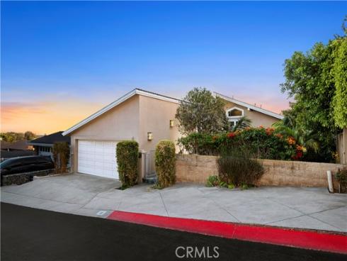 10 N. Stonington Road , Laguna Beach, CA