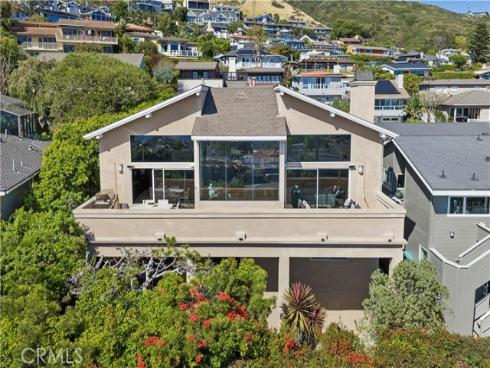 10 N. Stonington Road , Laguna Beach, CA