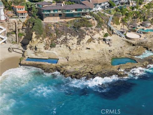 10 N. Stonington Road , Laguna Beach, CA