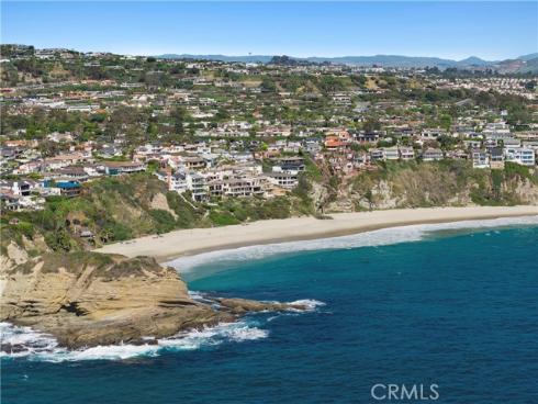 10 N. Stonington Road , Laguna Beach, CA