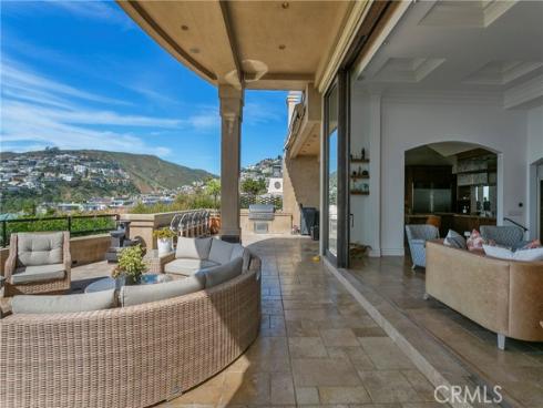 15 Smithcliffs , Laguna Beach, CA