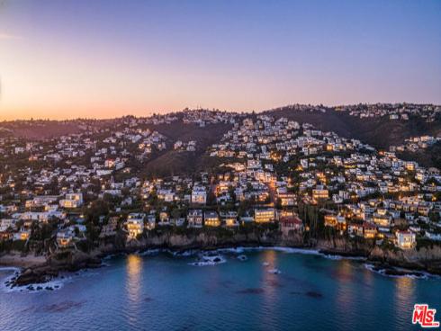 2442 S Coast Highway 8 , Laguna Beach, CA