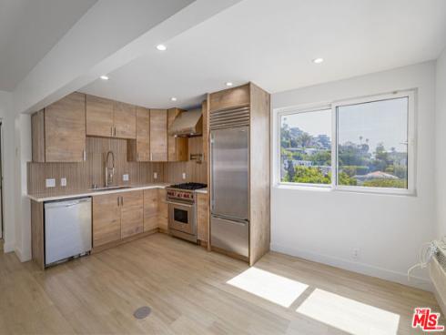 2442 S Coast Highway 8 , Laguna Beach, CA