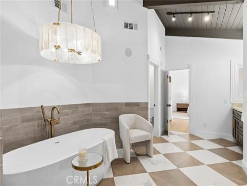 1675 Tahiti Avenue, Laguna Beach, CA