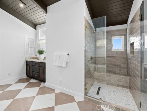 1675 Tahiti Avenue, Laguna Beach, CA
