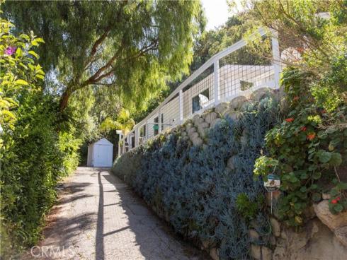 275 Woodland Drive, Laguna Beach, CA