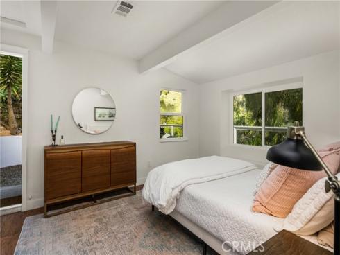 275 Woodland Drive, Laguna Beach, CA