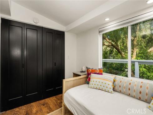 275 Woodland Drive, Laguna Beach, CA