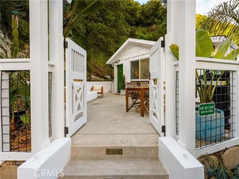 275 Woodland Drive, Laguna Beach, CA