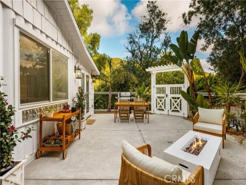 275 Woodland Drive, Laguna Beach, CA