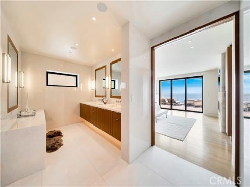18 Lagunita Drive , Laguna Beach, CA