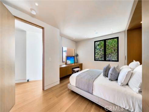 18 Lagunita Drive , Laguna Beach, CA