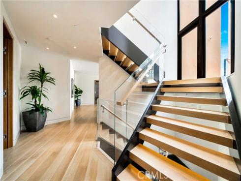 18 Lagunita Drive , Laguna Beach, CA