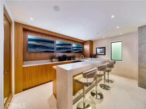 18 Lagunita Drive , Laguna Beach, CA