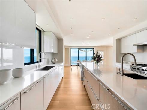 18 Lagunita Drive , Laguna Beach, CA