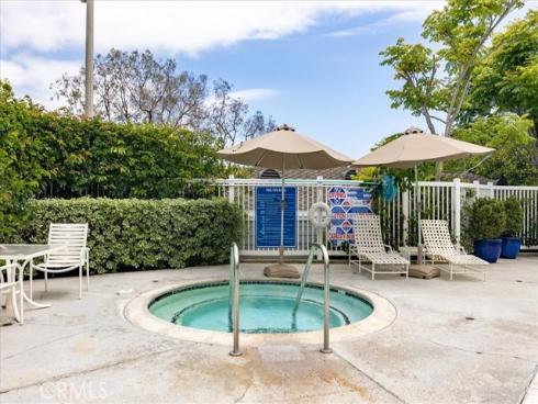 121 Santa Rosa Ct. , Laguna Beach, CA