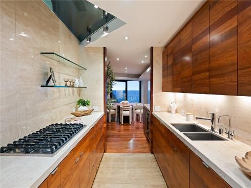2049 Ocean Way, Laguna Beach, CA