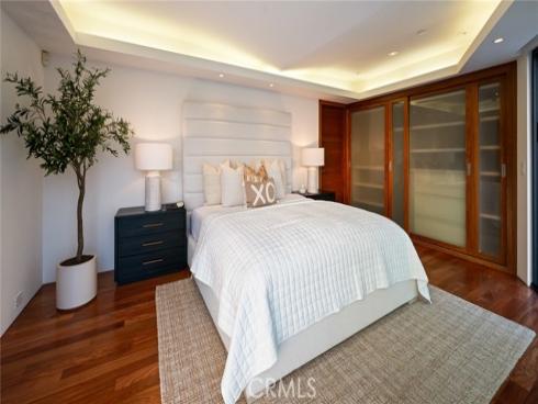 2049 Ocean Way, Laguna Beach, CA
