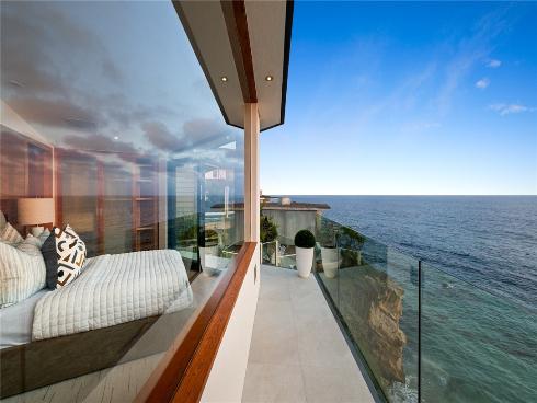 2049 Ocean Way, Laguna Beach, CA