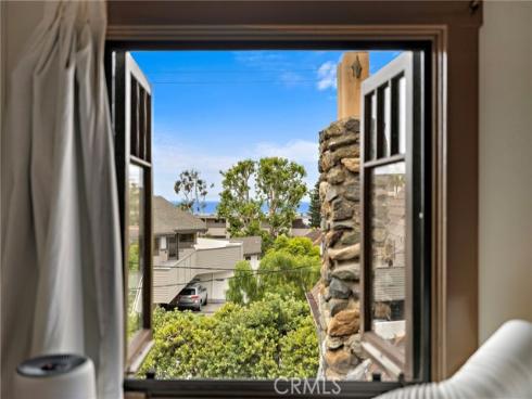 1560 Galen Drive, Laguna Beach, CA