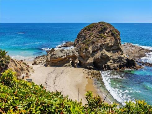 10 S La Senda  , Laguna Beach, CA