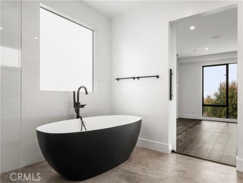 1147 Miramar St , Laguna Beach, CA