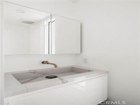 1147  Miramar St  , Laguna Beach, CA