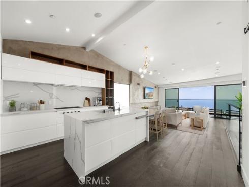 1147 Miramar St , Laguna Beach, CA