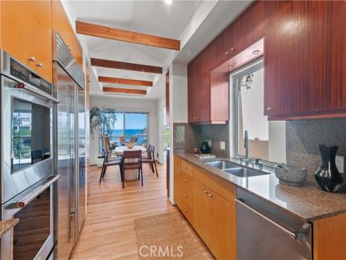 130 Mcknight , Laguna Beach, CA