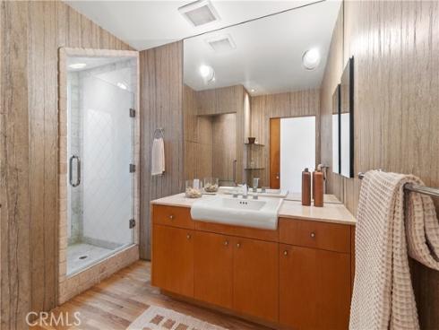 130 Mcknight , Laguna Beach, CA