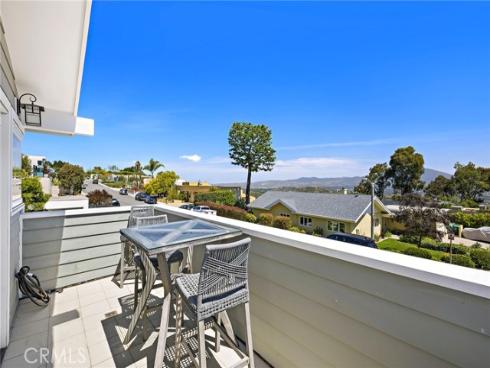 3203 Tyrol Drive, Laguna Beach, CA