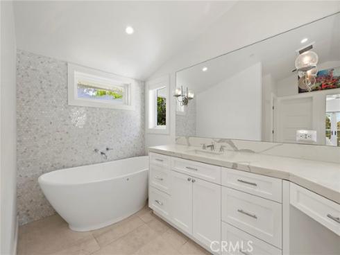 3203 Tyrol Drive, Laguna Beach, CA