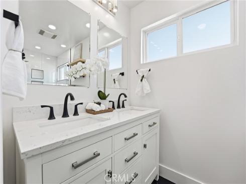 885 Tia Juana Street, Laguna Beach, CA