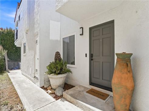 885 Tia Juana Street, Laguna Beach, CA