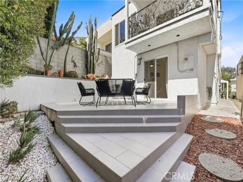 885 Tia Juana Street, Laguna Beach, CA