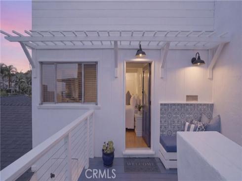 933 Coast View Drive , Laguna Beach, CA