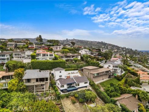 933 Coast View Drive , Laguna Beach, CA