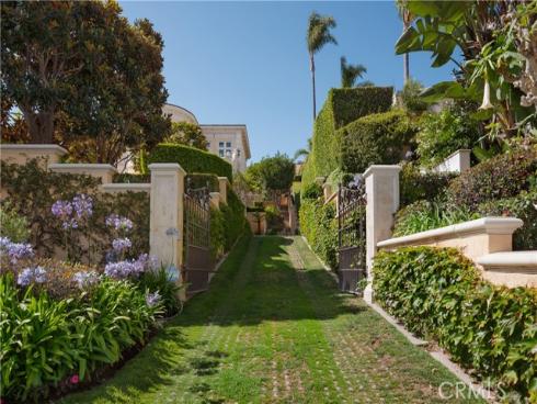145 Irvine Cove Court, Laguna Beach, CA