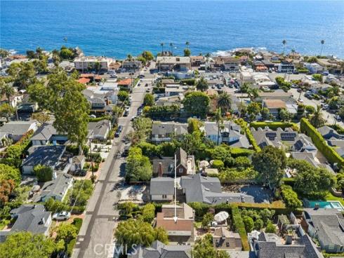 376  Diamond  , Laguna Beach, CA