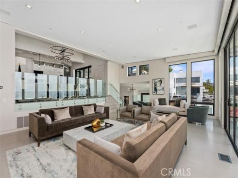 848 Hillcrest Drive, Laguna Beach, CA