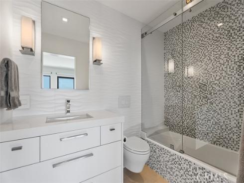 848 Hillcrest Drive, Laguna Beach, CA