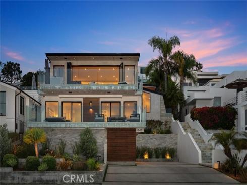 848 Hillcrest Drive, Laguna Beach, CA