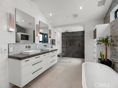 848 Hillcrest Drive, Laguna Beach, CA