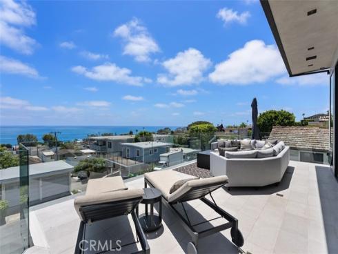 848 Hillcrest Drive, Laguna Beach, CA