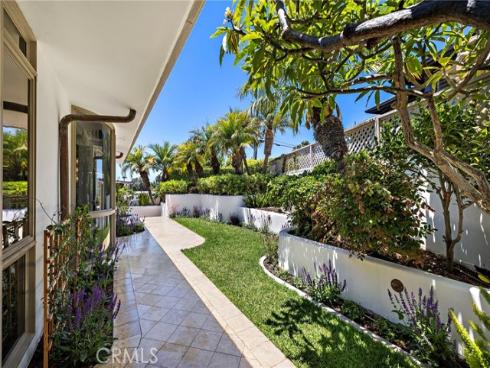 594 Cliff Drive, Laguna Beach, CA
