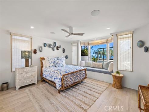 594 Cliff Drive, Laguna Beach, CA